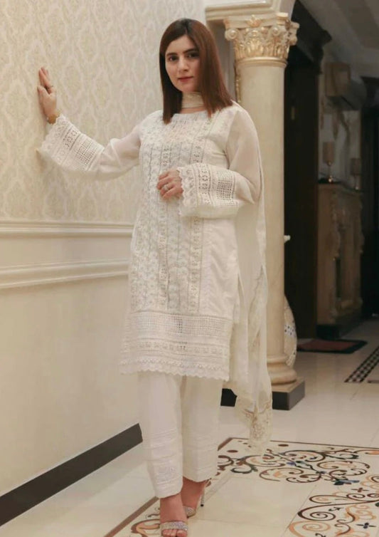 Boring White Embroided 3PC BS-4004